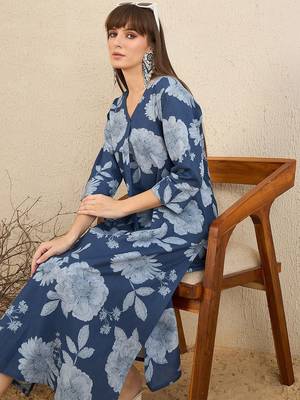 Floral Printed Pleated V Neck Straight Kurta With Trousers 7