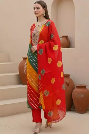 Women Leheriya Printed Regular Thread Work Kurta with Trousers & With Dupatta