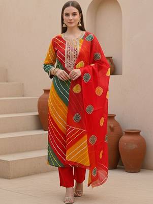 Women Leheriya Printed Regular Thread Work Kurta with Trousers & With Dupatta 5