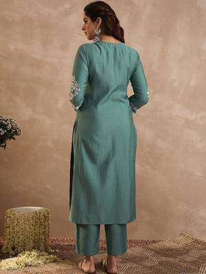 Floral Embroidered Straight Thread Work Kurta With Trouser 5