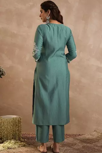 Floral Embroidered Straight Thread Work Kurta With Trouser