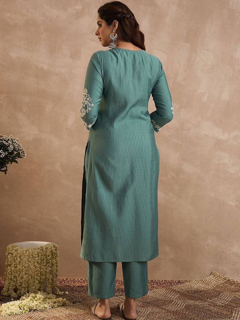 Floral Embroidered Straight Thread Work Kurta With Trouser