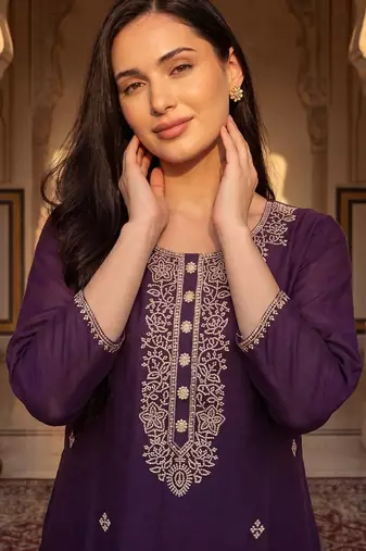 Women Ethnic Motifs Embroidered Regular Thread Work Kurta with Trousers & With Dupatta