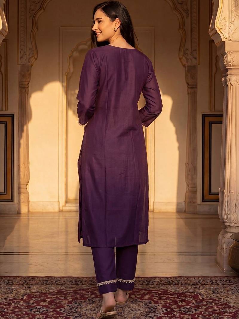 Women Ethnic Motifs Embroidered Regular Thread Work Kurta with Trousers & With Dupatta