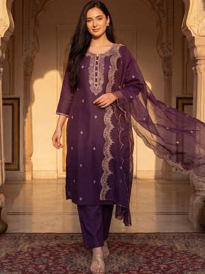 Women Ethnic Motifs Embroidered Regular Thread Work Kurta with Trousers & With Dupatta 6