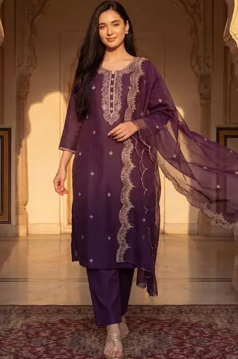 Women Ethnic Motifs Embroidered Regular Thread Work Kurta with Trousers & With Dupatta