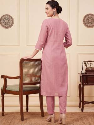 Women Floral Embroidered Regular Thread Work Kurta with Trousers & With Dupatta 4