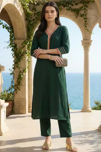 Women Regular Gotta Patti Liva Kurta with Trousers