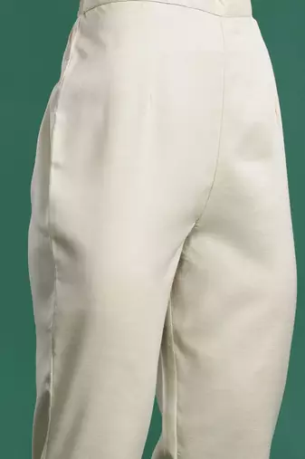 Women Regular Kurta with Trousers & With Dupatta