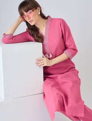 Women Dyed Regular Thread Work Kurta with Trousers 7