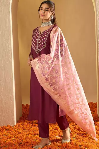 Ethnic Motifs Yoke Design Straight Gotta Patti Liva Kurta with Trousers & Dupatta