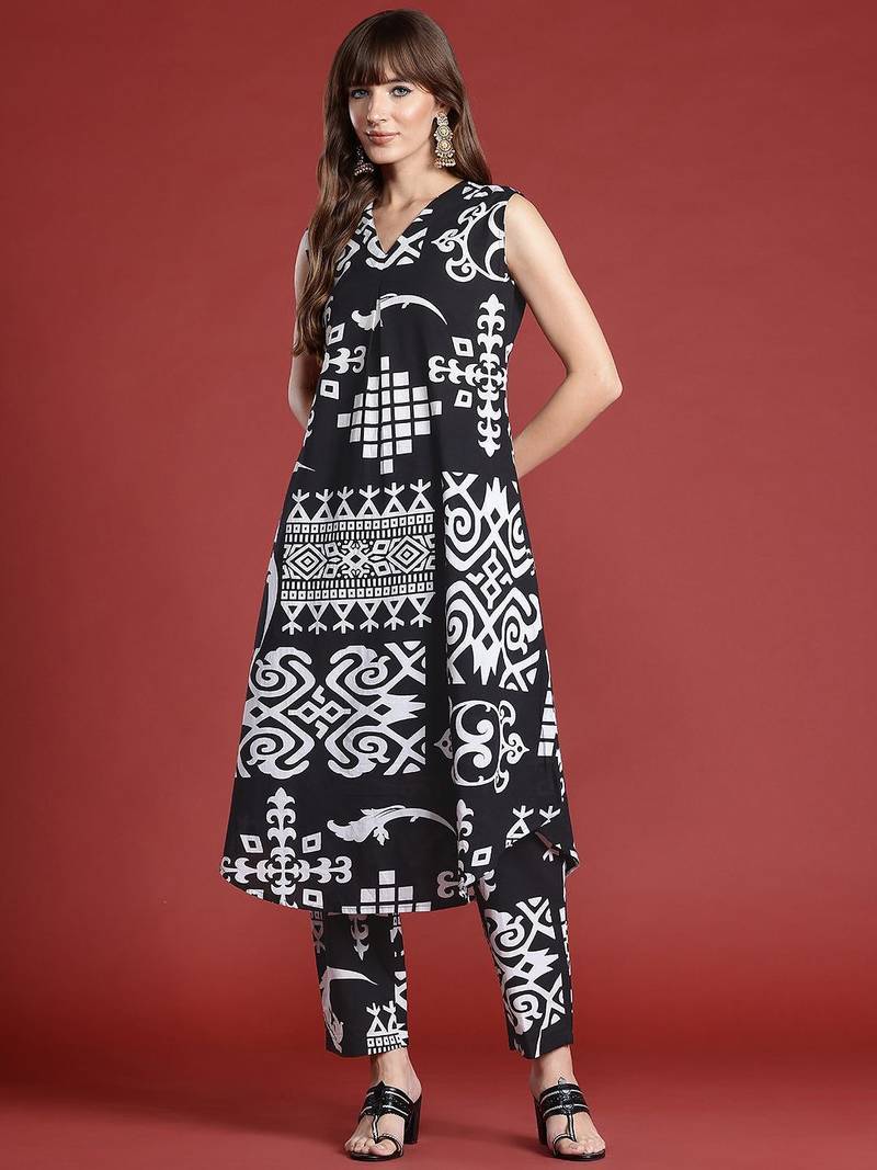 Ethnic Motifs Printed Pleated Pure Cotton Kurta with Trousers