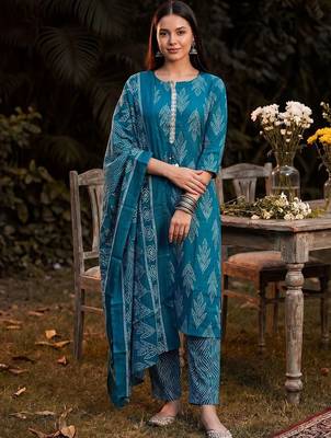 Women Ethnic Motifs Printed Regular Thread Work Linen Kurta with Trousers & With Dupatta 6