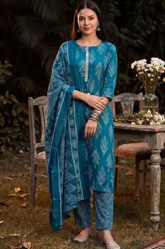 Women Ethnic Motifs Printed Regular Thread Work Linen Kurta with Trousers & With Dupatta