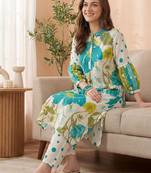 Women Floral Printed Regular Kurta with Trousers