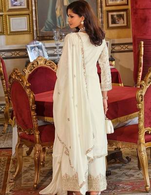 Women Ethnic Motifs Embroidered Regular Thread Work Kurta with Palazzos & Dupatta 5