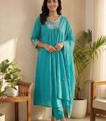 Floral Embroidered Beads and Stones Pure Cotton Kurta with Trousers & Dupatta