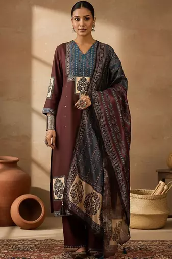 Ethnic Motifs Printed V-Neck Straight Kurta With Trousers & Dupatta