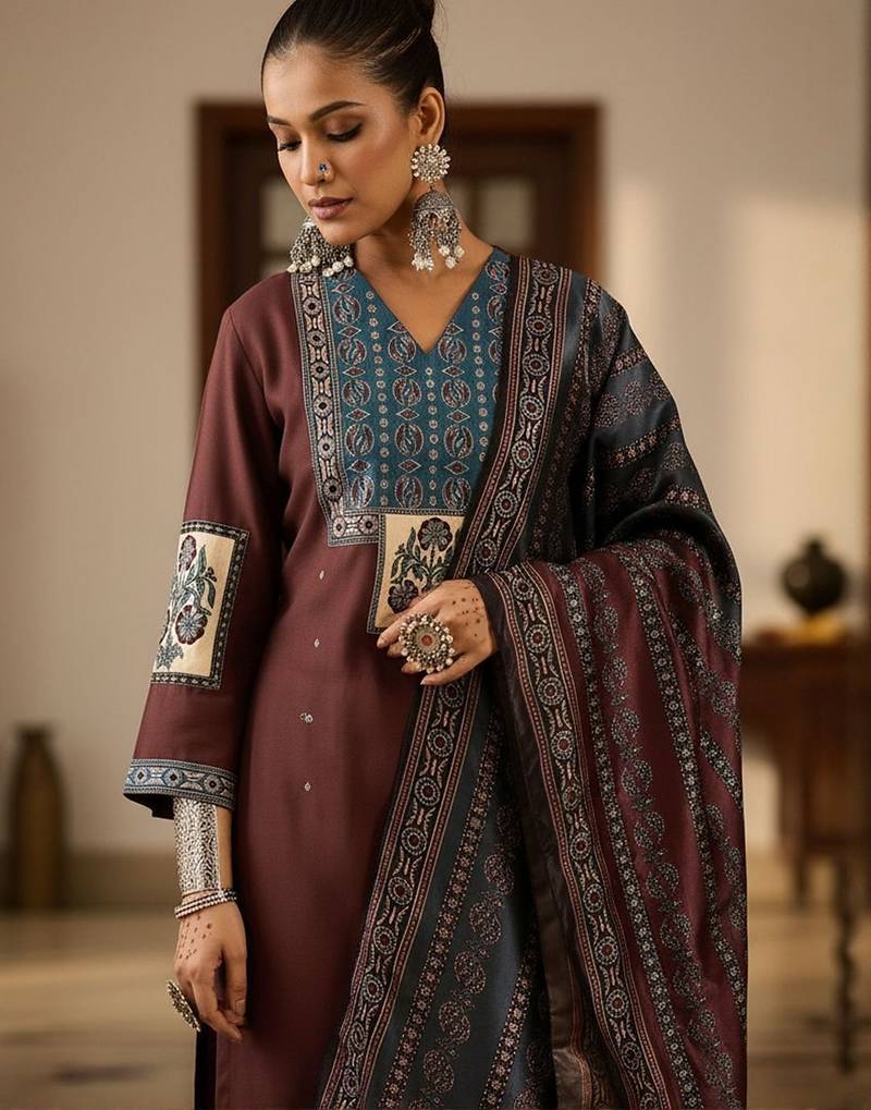Ethnic Motifs Printed V-Neck Straight Kurta With Trousers & Dupatta