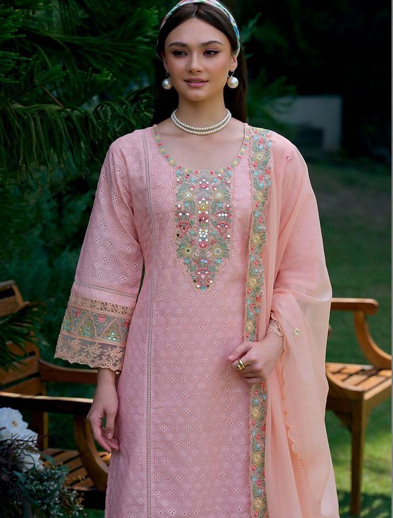 Women Ethnic Motifs Embroidered Regular Thread Work Pure Cotton Kurta with Trousers & With Dupatta
