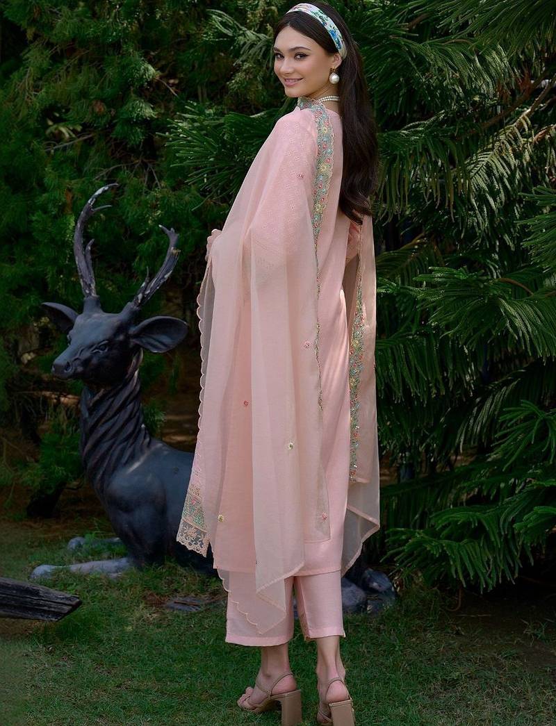Women Ethnic Motifs Embroidered Regular Thread Work Pure Cotton Kurta with Trousers & With Dupatta