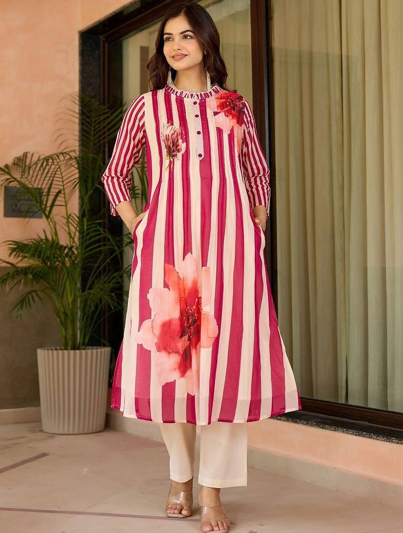 Women Floral Printed Regular Pure Cotton Kurta with Trousers
