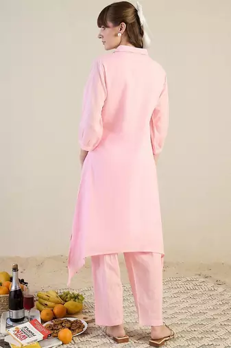 Women Floral Embroidered Cotton Kurta with Trousers