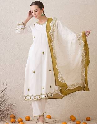 Floral Embroidered Sequinned Pure Cotton Straight Kurta With Trousers & Dupatta 1