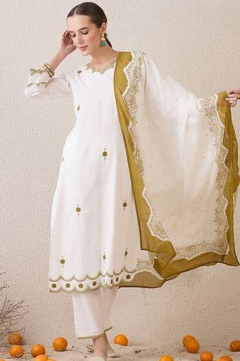 Floral Embroidered Sequinned  Cotton Straight Kurta With Trousers & Dupatta