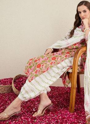 Women Floral Printed Regular Pure Cotton Kurta with Salwar & With Dupatta 1