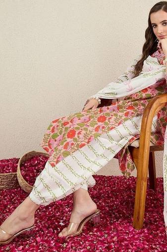 Women Floral Printed Regular  Cotton Kurta with Salwar & With Dupatta