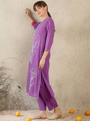 Floral Embroidered V-Neck Straight Thread Work Pure Cotton Kurta With Trouser 3