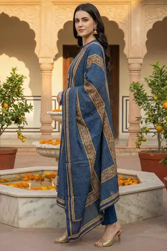 Women Ethnic Motifs Printed Regular Pure Cotton Kurta with Trousers & With Dupatta