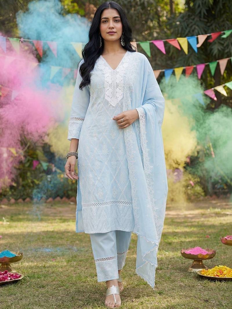 Women Ethnic Motifs Embroidered Regular Thread Work Pure Cotton Kurta with Trousers & With Dupatta