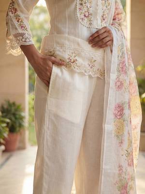 Women Floral Embroidered Regular Thread Work Linen Kurta with Trousers & With Dupatta 4