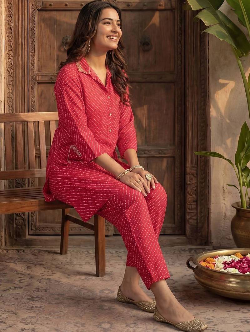 Women Ethnic Motifs Printed Regular Gotta Patti Kurta with Trousers