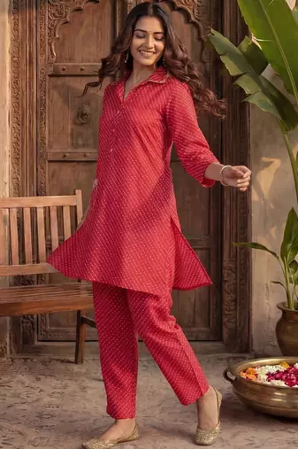 Women Ethnic Motifs Printed Regular Gotta Patti Kurta with Trousers