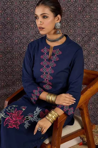 Women Ethnic Motifs Embroidered Regular Thread Work Pure Cotton Kurta with Trousers