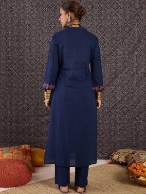 Women Ethnic Motifs Embroidered Regular Thread Work Pure Cotton Kurta with Trousers 6