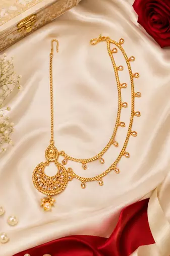 Golden Teardrop Tikka cum Matha Patti