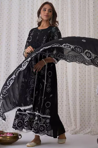 Floral Embroidered Panelled Pure Cotton A-Line Kurta With Trouser & Dupatta
