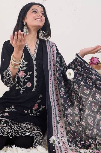 Floral Embroidered V-Neck Thread Work  Cotton Kurta & Trousers With Dupatta