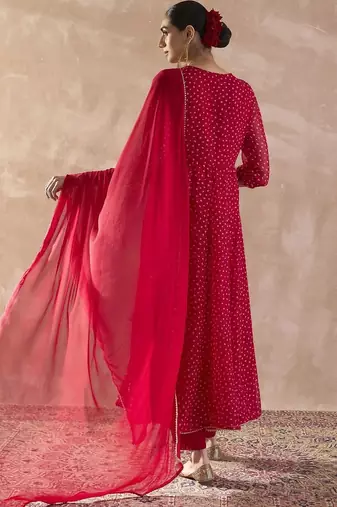 Women Ethnic Motifs Printed Regular Thread Work Kurta with Trousers & With Dupatta