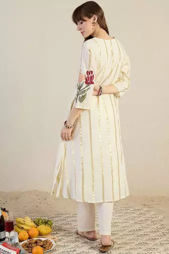 Floral Printed Pure Cotton A-Line Kurta With Trouser