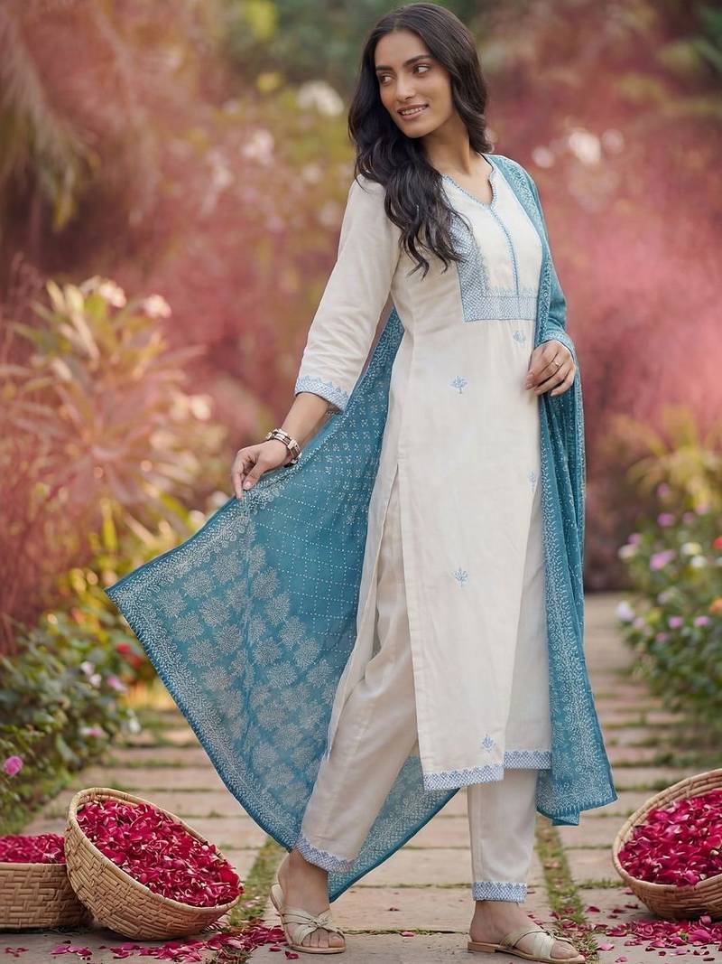 Women Ethnic Motifs Embroidered Regular Thread Work Kurta with Trousers & With Dupatta