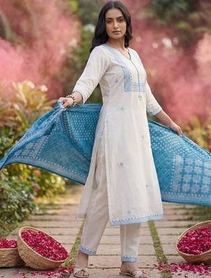 Women Ethnic Motifs Embroidered Regular Thread Work Kurta with Trousers & With Dupatta 2