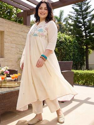 Plus Size Off White Embroidered Anarkali Kurta Trousers With Dupatta Set 1