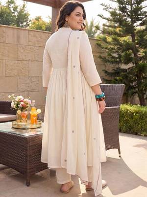 Plus Size Off White Embroidered Anarkali Kurta Trousers With Dupatta Set 4
