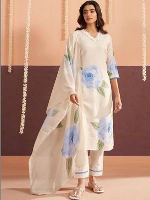 Women Floral Printed Regular Sequinned Linen Kurta with Trousers & With Dupatta 1