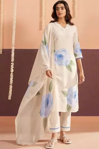 Women Floral Printed Regular Sequinned Linen Kurta with Trousers & With Dupatta